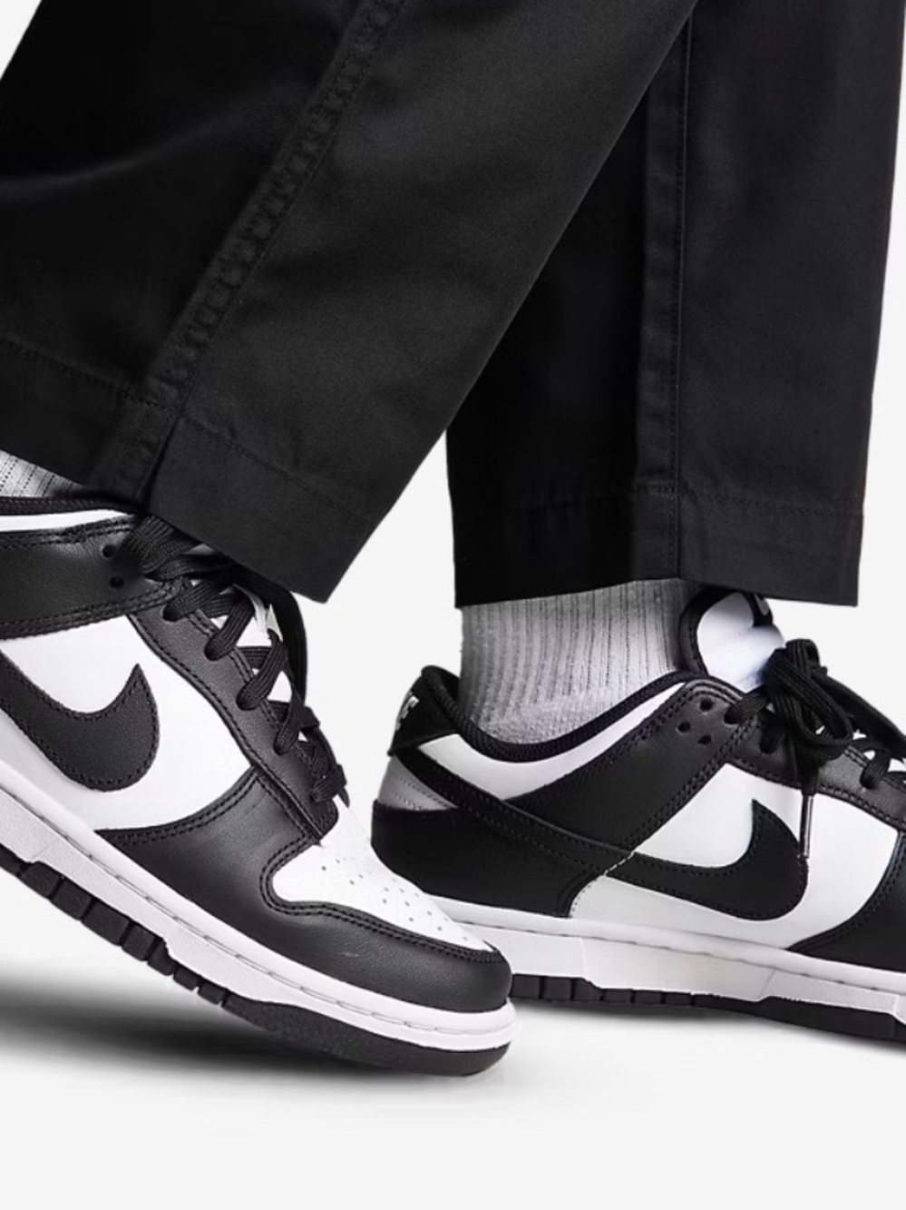 Nike “Panda” Low-Top Dunk Sneakers